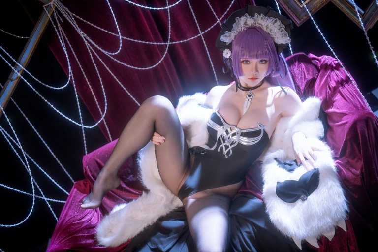星之迟迟《2025年08月计划E 碧蓝航线 塔什干 [57P1V-692MB]》主题写真：57张全套美图，含1个视频