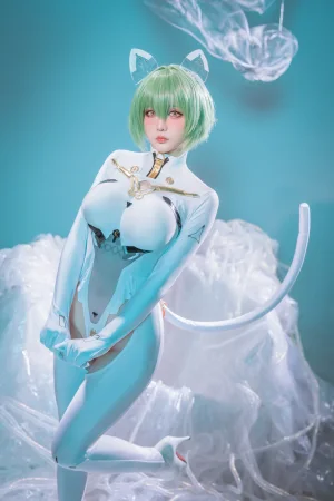 星之迟迟《2025年06月计划A 碧蓝航线 – 纳西莫夫 [34P-154MB]》主题写真：34张全套美图