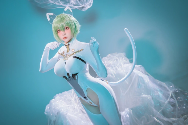 星之迟迟《2025年06月计划A 碧蓝航线 – 纳西莫夫 [34P-154MB]》主题写真：34张全套美图