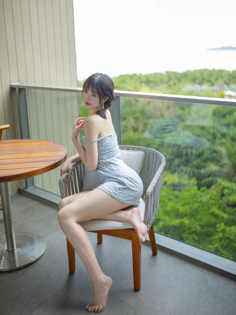 念雪《无尽夏》主题写真：27张全套美图