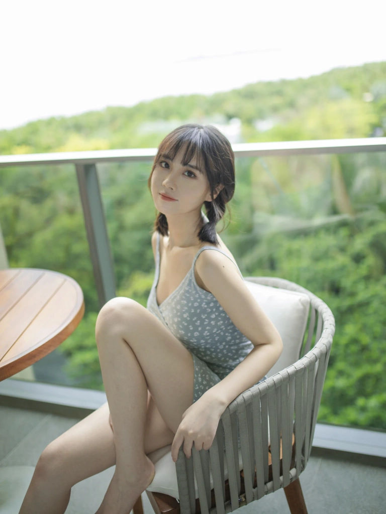 念雪《无尽夏》主题写真：27张全套美图