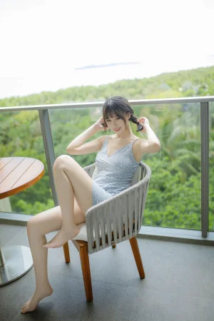 念雪《无尽夏》主题写真：27张全套美图