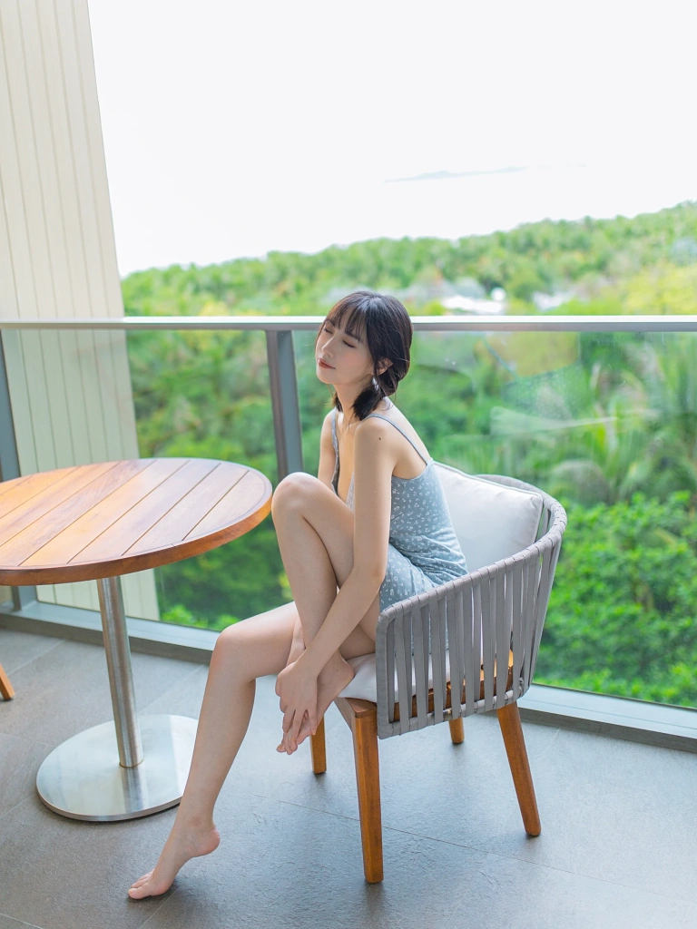 念雪《无尽夏》主题写真：27张全套美图