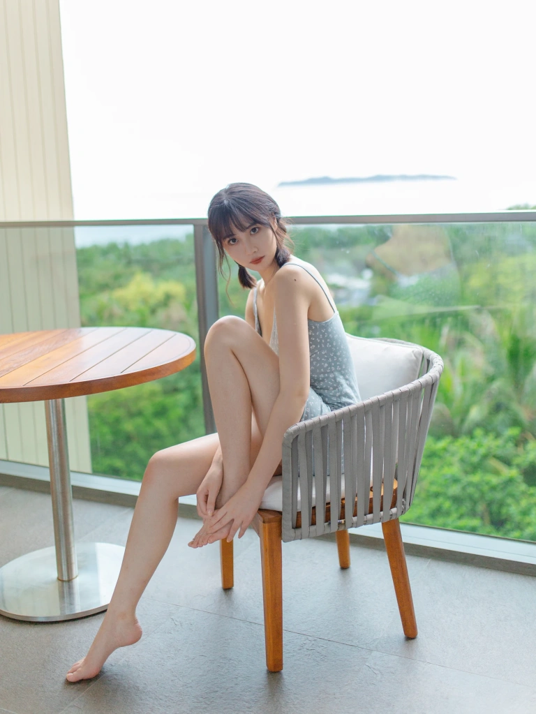 念雪《无尽夏》主题写真：27张全套美图