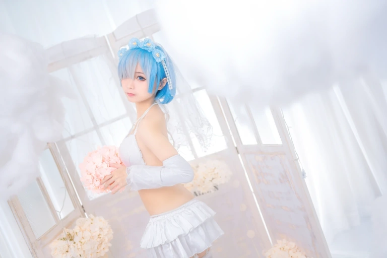 蠢沫沫《雷姆花嫁》主题写真：44张全套美图