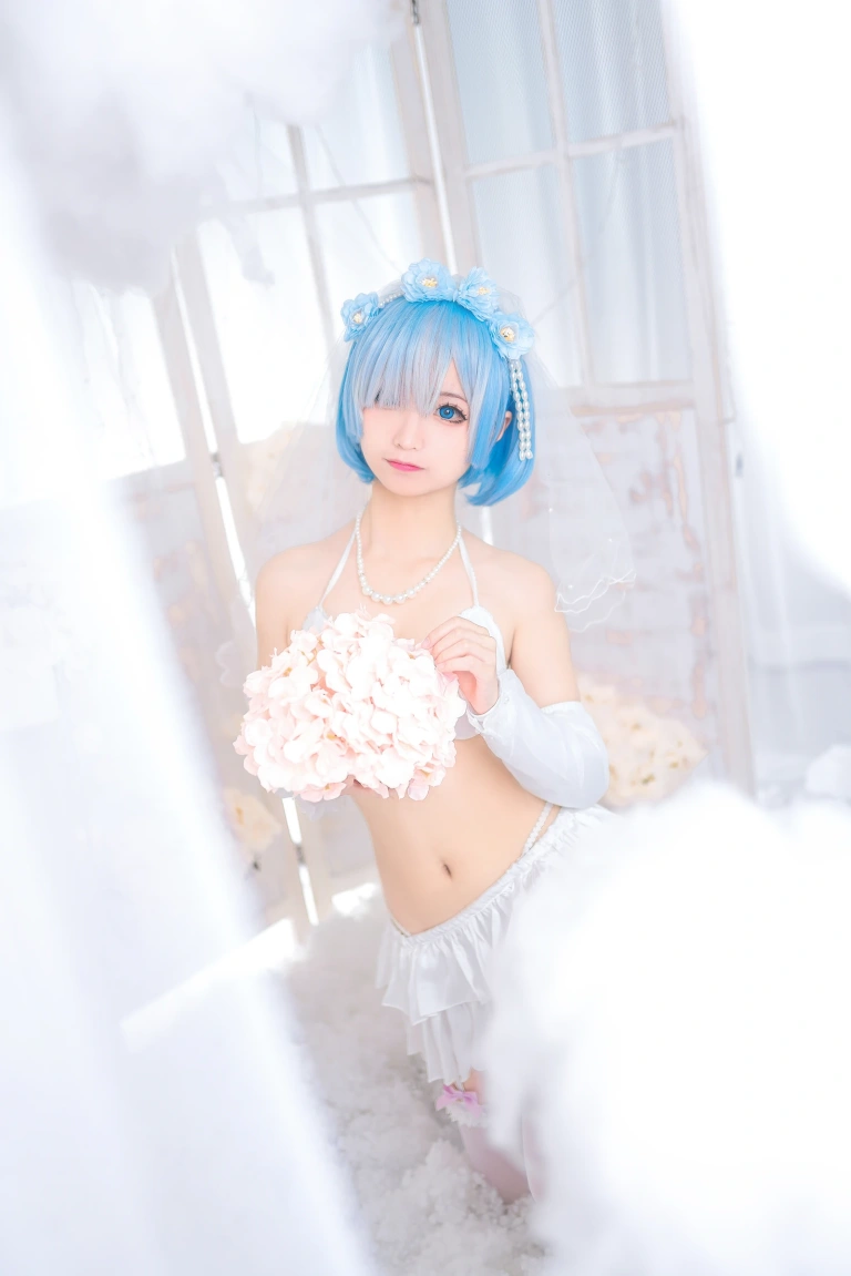 蠢沫沫《雷姆花嫁》主题写真：44张全套美图