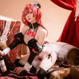 星之迟迟《2025年06月计划D NIKKE – 马斯特 [54P-352MB]》主题写真：54张全套美图