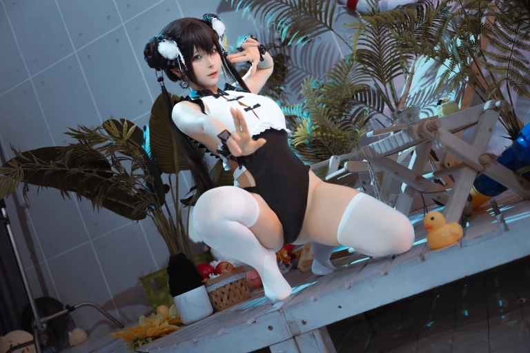 蠢沫沫《熊猫娘》主题写真：105张全套美图