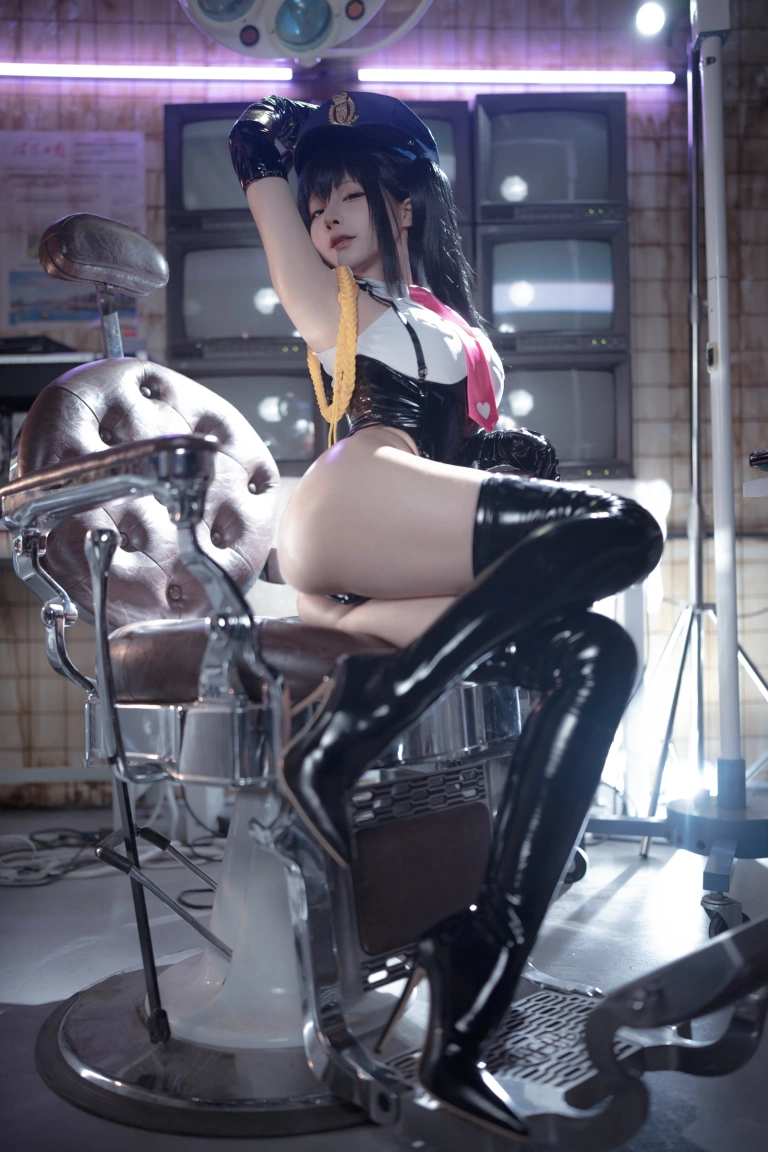 蠢沫沫《沙希女警》主题写真：147张全套美图