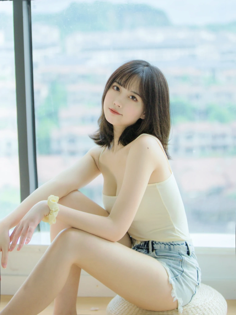 念雪《夏日柠檬》主题写真：32张全套美图