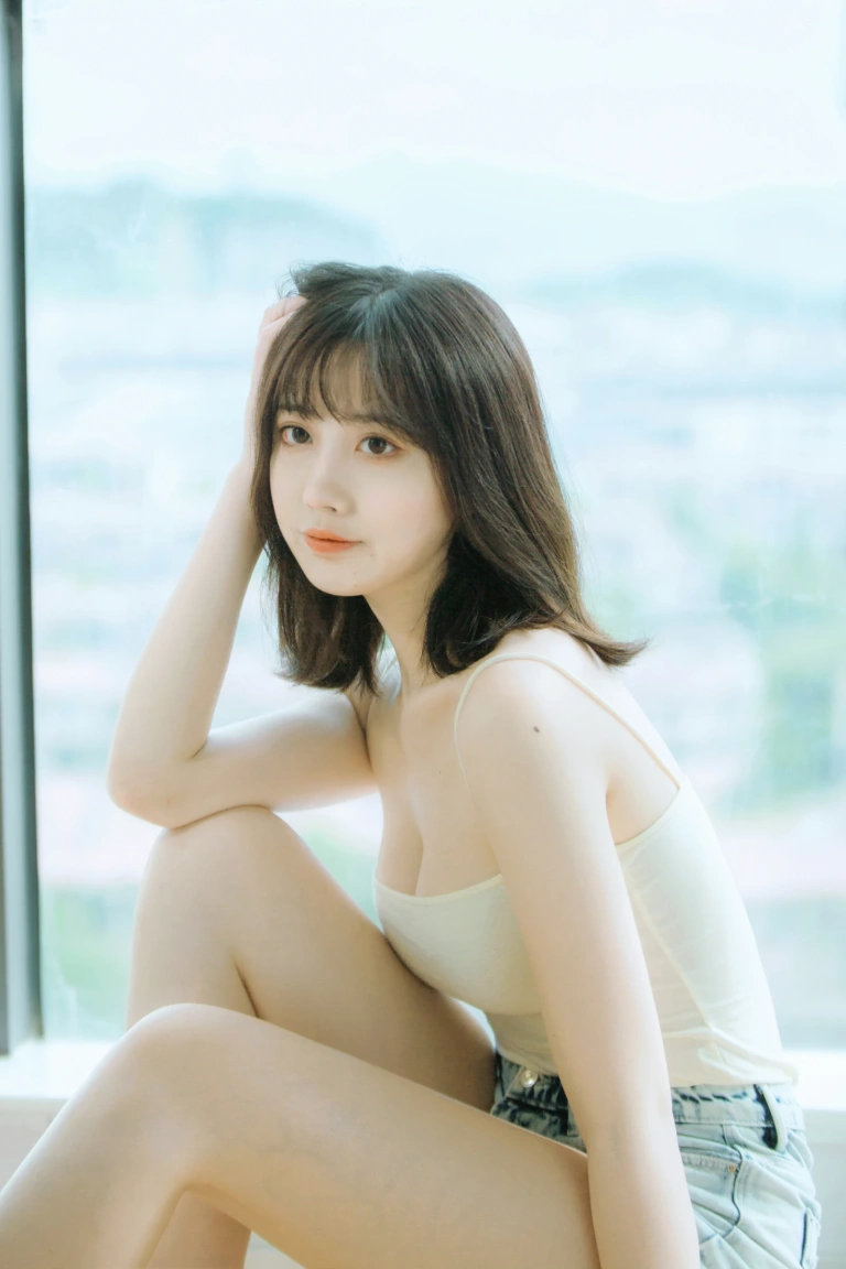 念雪《夏日柠檬》主题写真：32张全套美图