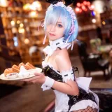 蠢沫沫《雷姆兔女郎》主题写真：41张全套美图