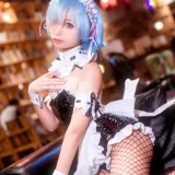 蠢沫沫《雷姆兔女郎》主题写真：41张全套美图