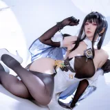 星之迟迟《镇海 改》主题写真：44张全套美图