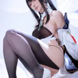 星之迟迟《镇海 改》主题写真：44张全套美图
