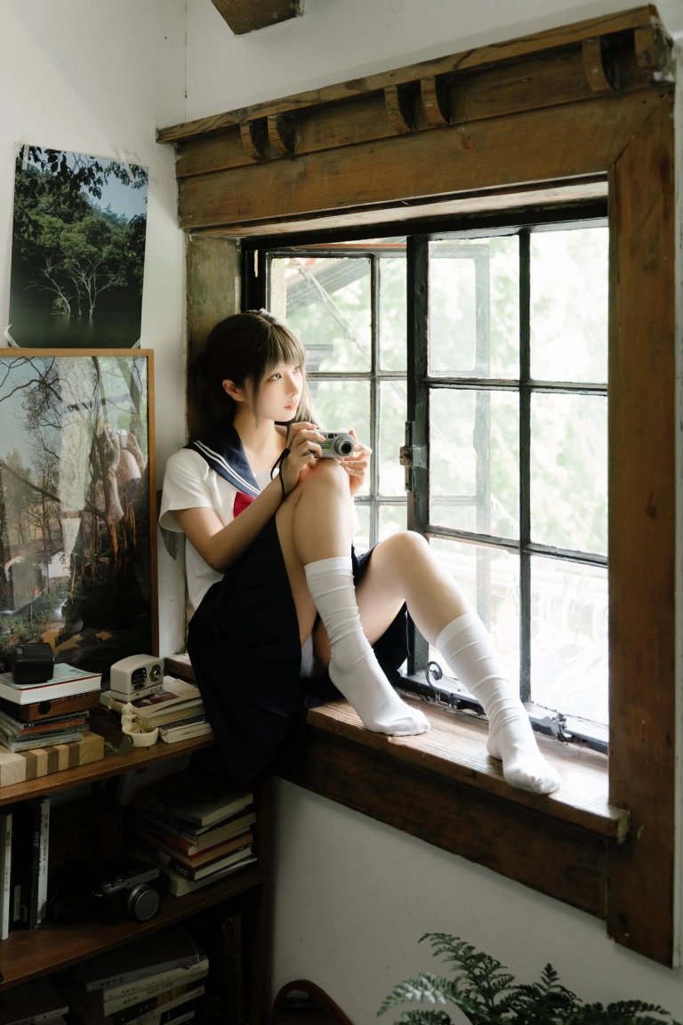 蠢沫沫《小歇》主题写真：99张全套美图