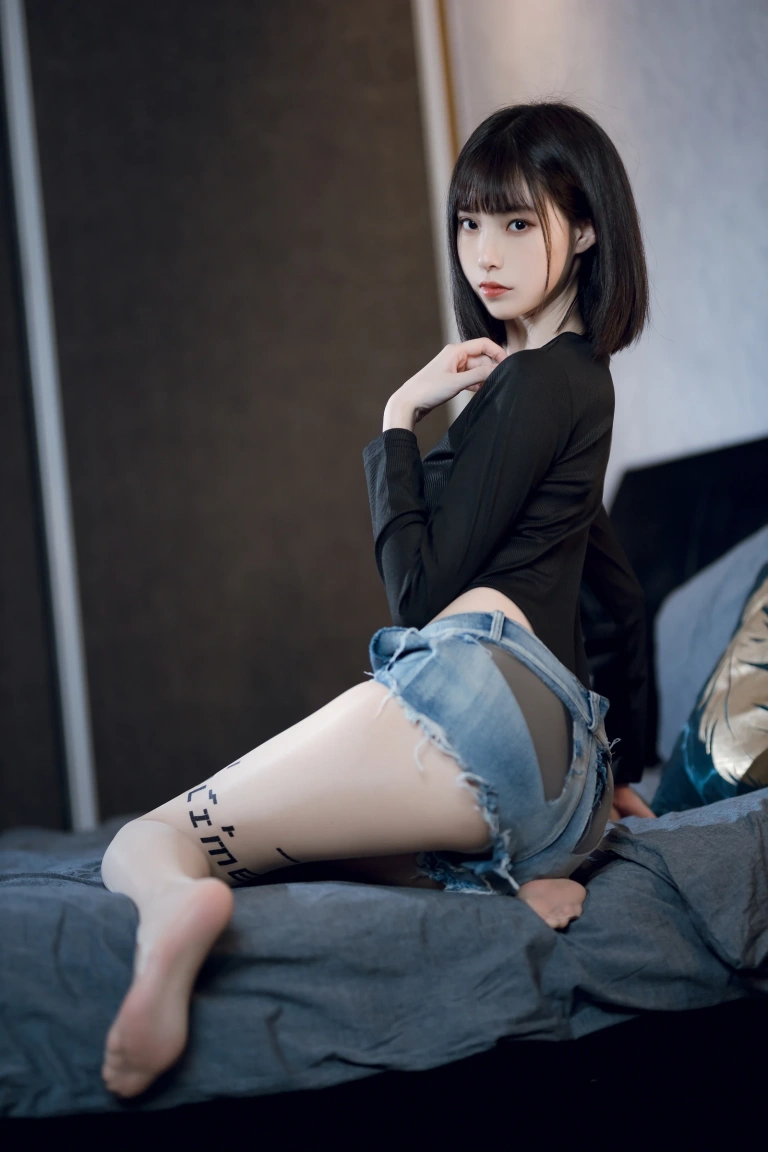 许岚《俄罗斯方块》主题写真：40张全套美图
