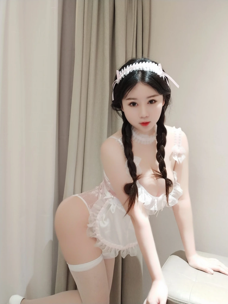 依酱《冬季女友》主题写真：45张全套美图