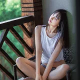 念雪《夏日微风》主题写真：50张全套美图