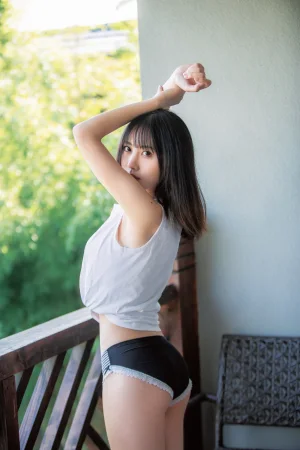 念雪《夏日微风》主题写真：50张全套美图