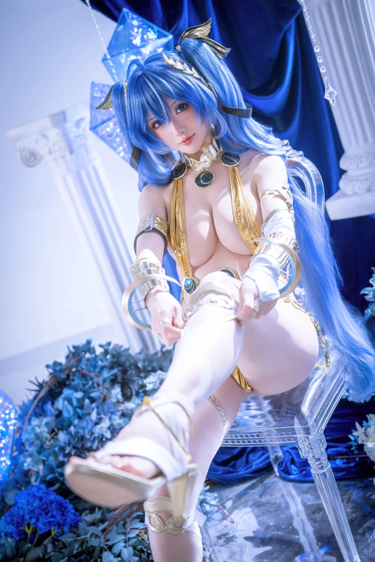 星之迟迟《鸣潮·尤诺》主题写真：115张全套美图