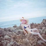 周叽是可爱兔兔《小玉泳装》主题写真：23张全套美图