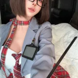 蠢沫沫《2025年1月自拍》主题写真：147张全套美图，含1个视频