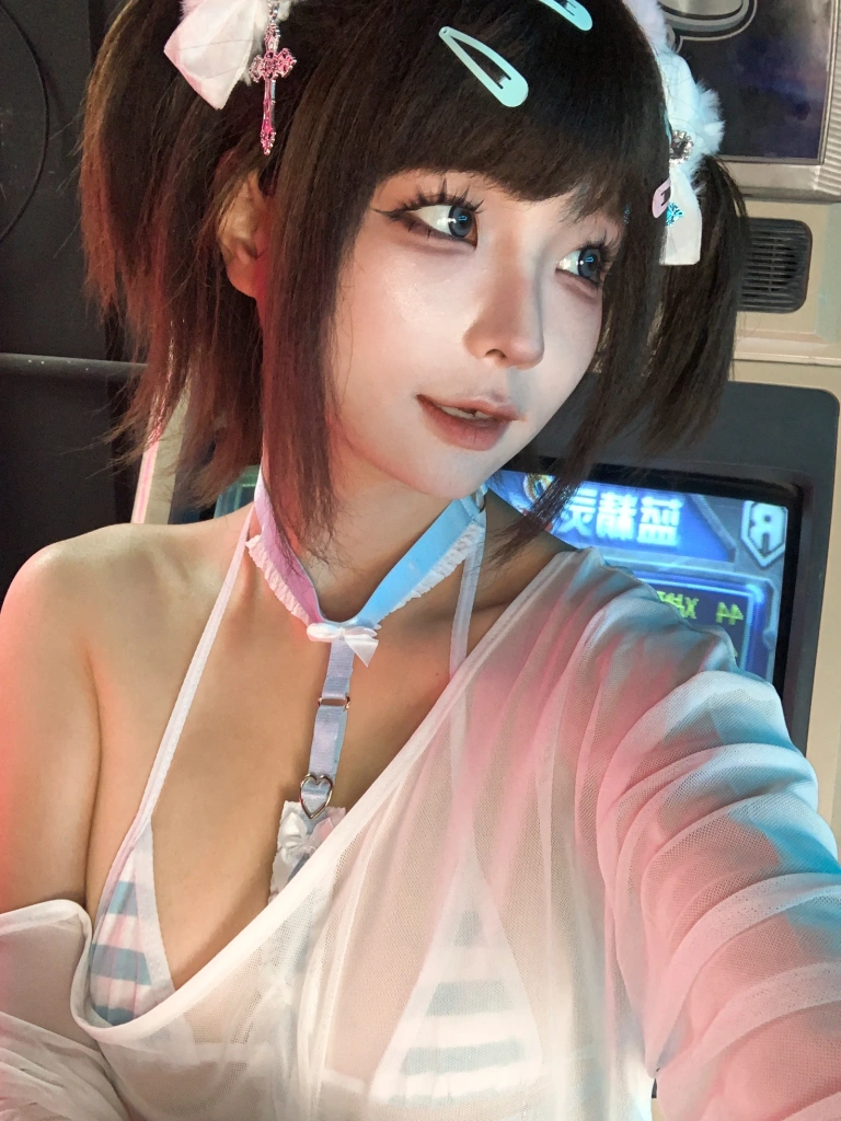 蠢沫沫《娃娃姬》主题写真：142张全套美图