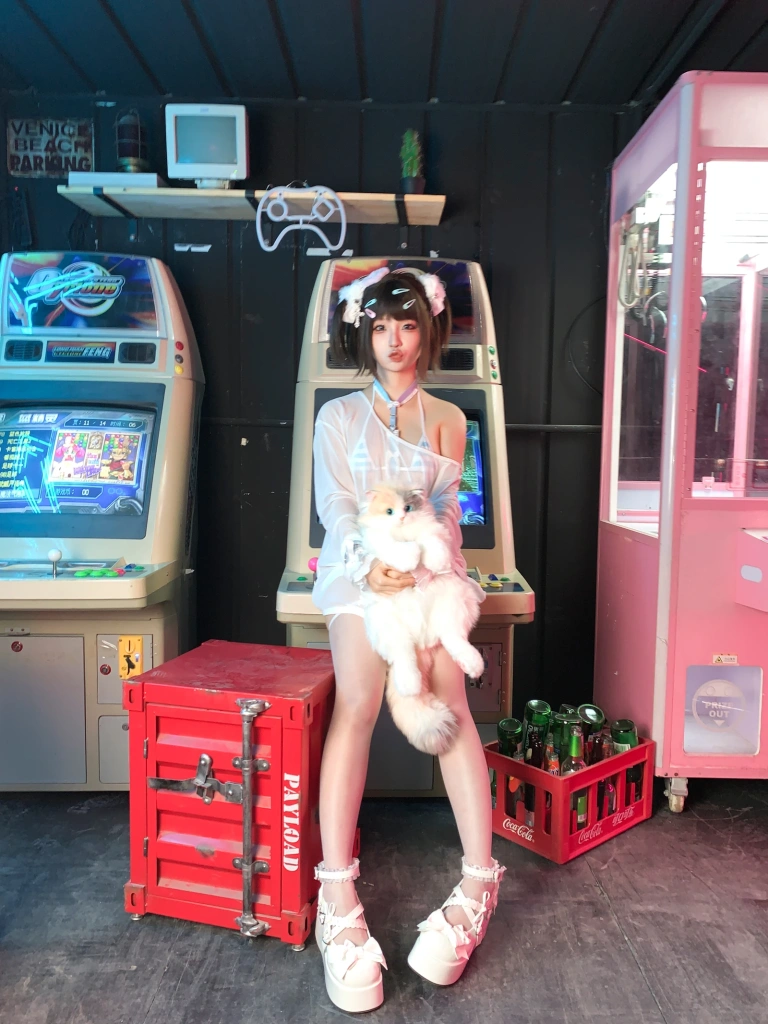 蠢沫沫《娃娃姬》主题写真：142张全套美图