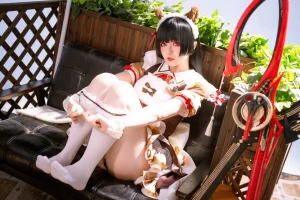 星之迟迟《2026年04月计划 鸣潮 千咲·联动咖啡女仆》主题写真：42张全套美图