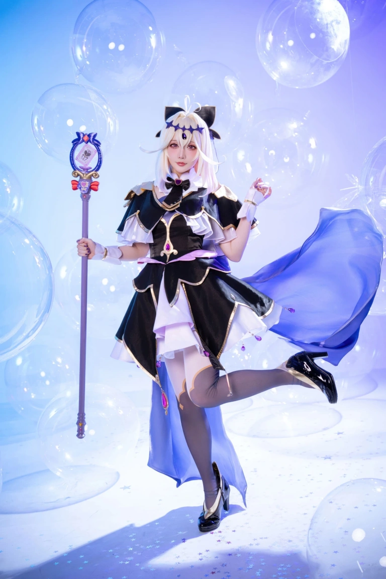 星之迟迟《2026年06月计划 名侦探光之美少女 森亚露露卡原皮+同人》主题写真：123张全套美图