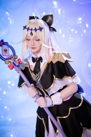 星之迟迟《2026年06月计划 名侦探光之美少女 森亚露露卡原皮+同人》主题写真：123张全套美图
