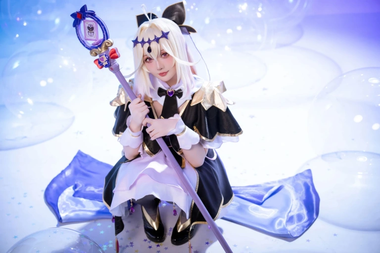 星之迟迟《2026年06月计划 名侦探光之美少女 森亚露露卡原皮+同人》主题写真：123张全套美图