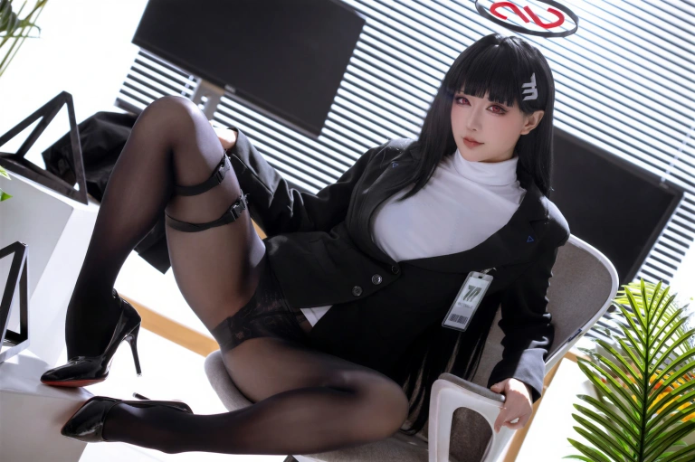 星之迟迟《2026年07月计划A 蔚蓝档案 调月莉音原皮同人》主题写真：98张全套美图