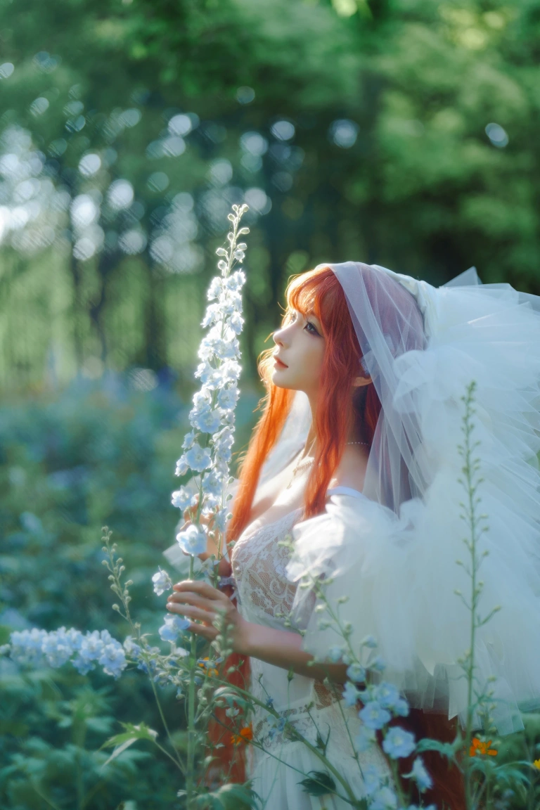 蠢沫沫《花丛婚纱》主题写真：67张全套美图