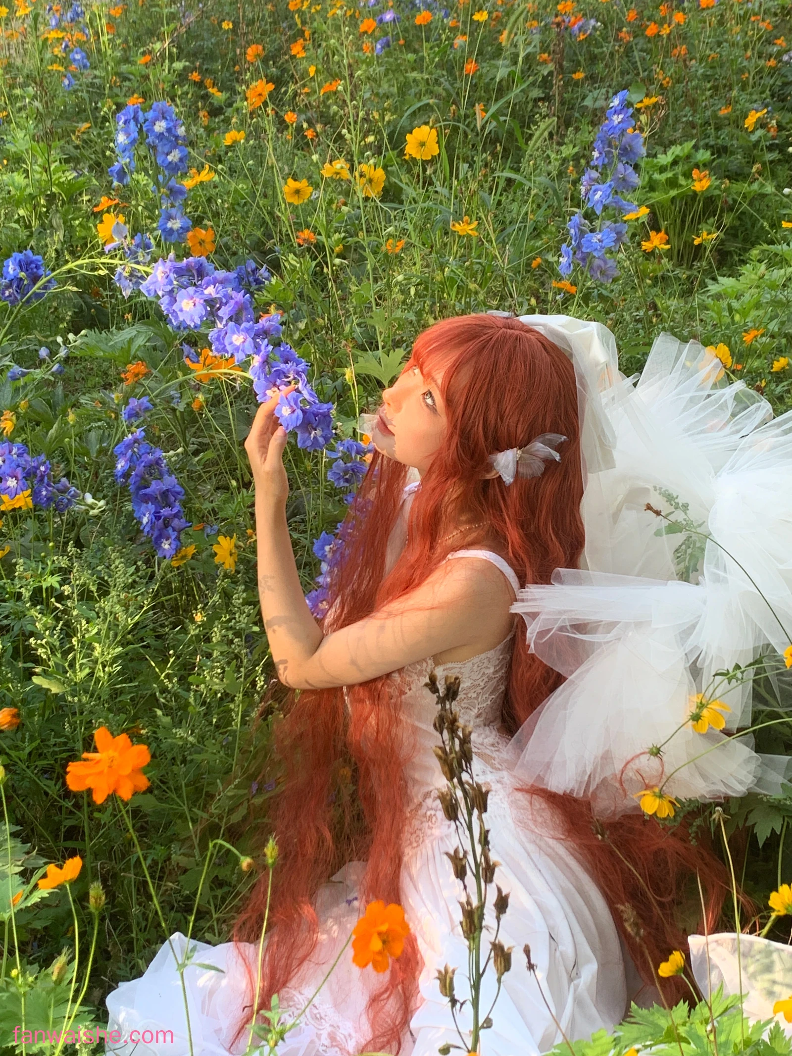 蠢沫沫 蠢沫沫 NO.349 - 《花丛婚纱》