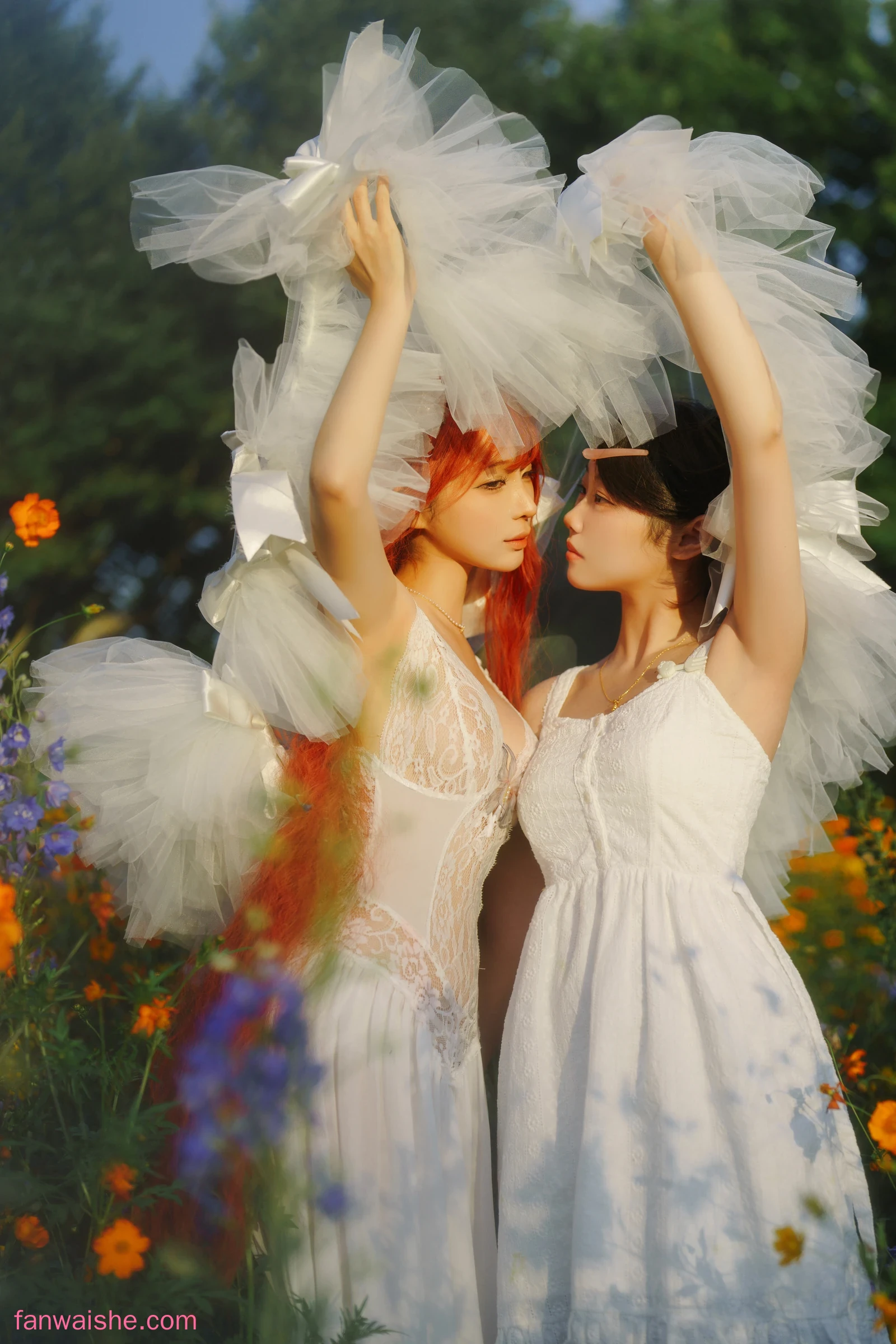 蠢沫沫 蠢沫沫 NO.349 - 《花丛婚纱》