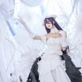 周叽是可爱兔兔《雅儿贝德》主题写真：16张全套美图