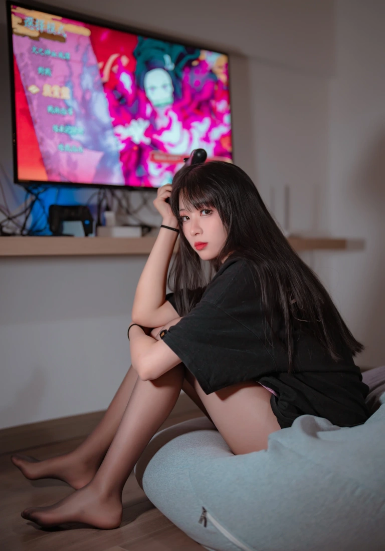 轩萧学姐《NO.34 – 游戏时间》主题写真：31张全套美图