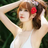 念雪《昭和碎花》主题写真：35张全套美图