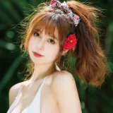 念雪《昭和碎花》主题写真：35张全套美图