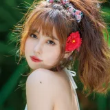念雪《昭和碎花》主题写真：35张全套美图
