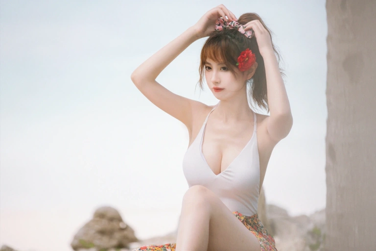 念雪《昭和碎花》主题写真：35张全套美图