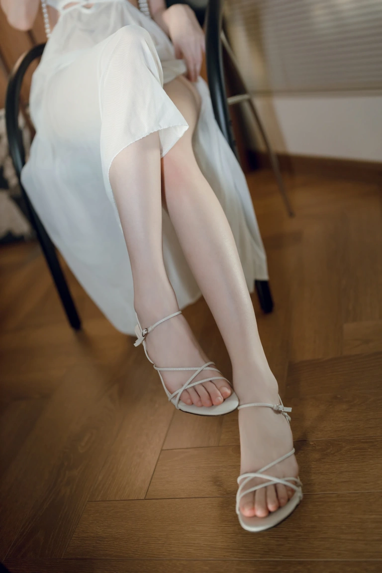许岚《晨间女友》主题写真：40张全套美图