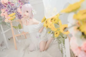 蠢沫沫《玛修》主题写真：40张全套美图