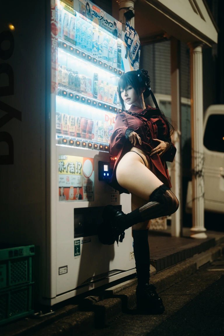 蠢沫沫《夜行》主题写真：57张全套美图