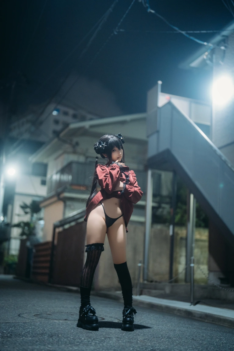 蠢沫沫《夜行》主题写真：57张全套美图