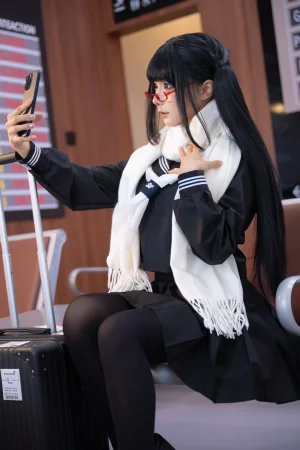 蠢沫沫《黄推博主的秘密》主题写真：430张全套美图，含1个视频