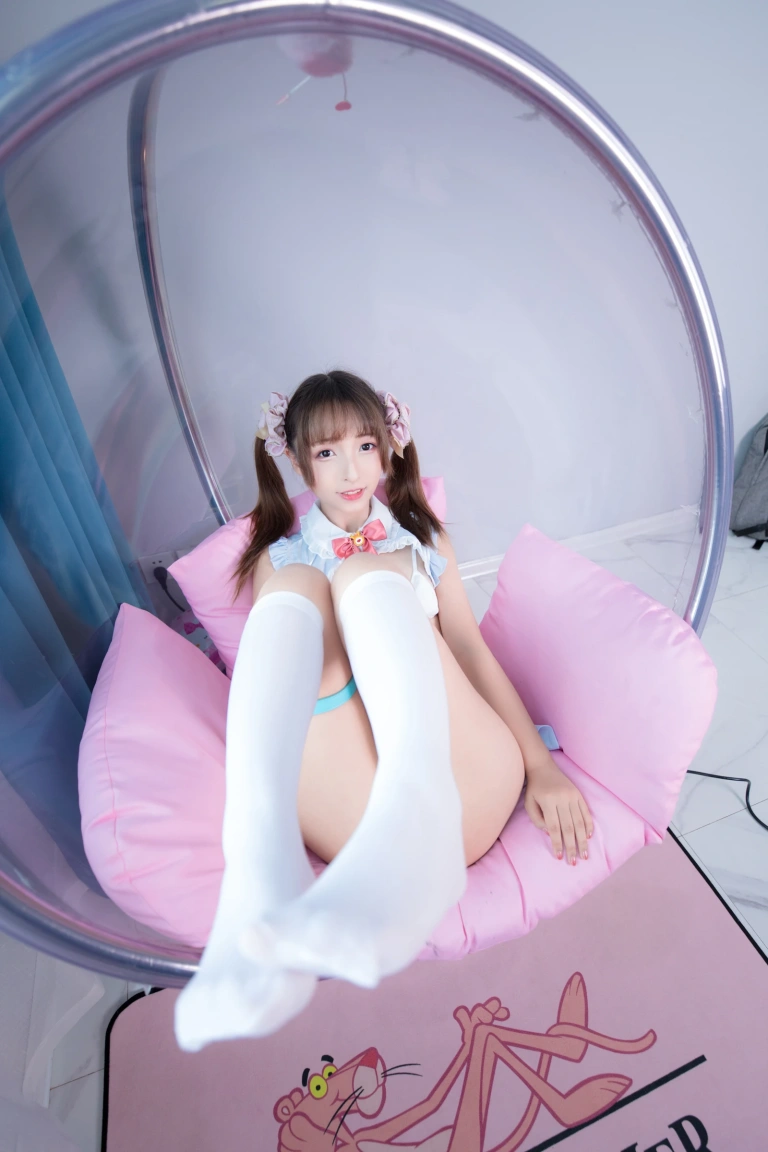 神楽坂真冬《第二季 序号17：《欲望の音》》主题写真：150张全套美图