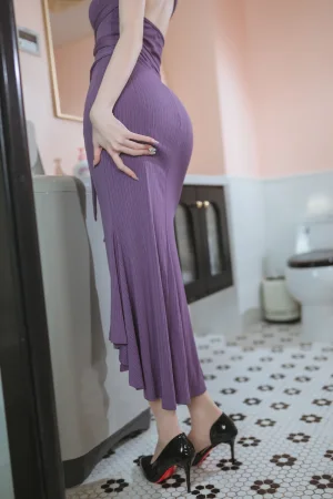 许岚《紫韵人妻》主题写真：28张全套美图